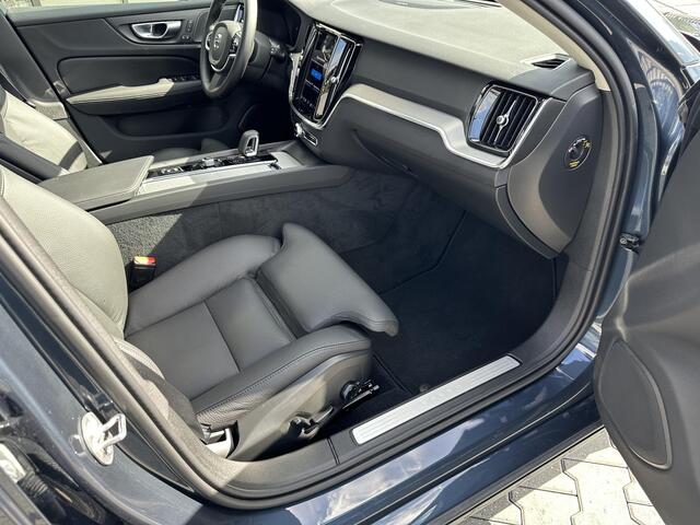 Volvo V60 2.0 B4 Plus Dark HUD|360|ACC|Pano|leder