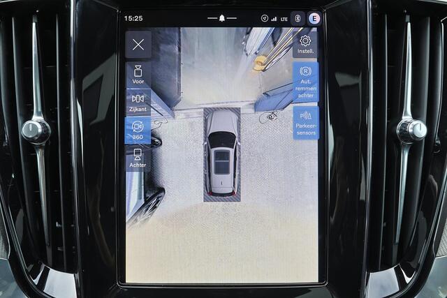 Volvo V60 T6 Recharge AWD Plus Dark - Panorama/schuifdak - IntelliSafe Assist & Surround - 360º Camera - Harman/Kardon audio - Verwarmde voorstoelen, stuur & achterbank - Parkeersensoren voor & achter - Elektr. bedienb. voorstoelen met geheugen - Head up display - Extra getint glas - 19' LMV