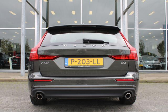 Volvo V60 B3 164PK Automaat Core | Camera | Verw. Stoel- & stuurwiel | Pilot Assist | BLIS | DAB Audio |