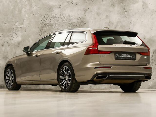 Volvo V60 2.0 T6 Recharge AWD Inscription 340Pk Automaat (SOH 87,7% APPLE CARPLAY, GROOT NAVI, CAMERA, LEDER, GETINT GLAS, SPORTSTOELEN, ELEK ACHTERKLEP, NIEUWE APK, NIEUWSTAAT)