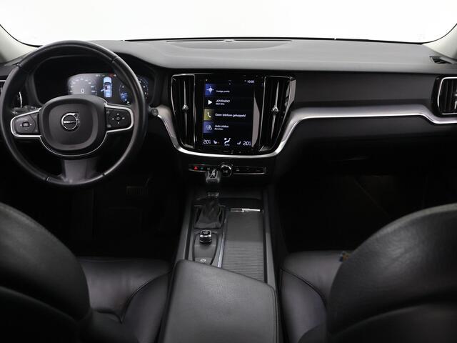 Volvo V60 2.0 T5 Momentum Pro 250pk Automaat | Lederen Bekleding | Achteruitrijcamera | Stoelverwarming |