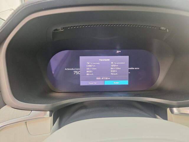 Volvo V60 2.0 T6 Plug-in hybrid AWD Ultimate Bright BOMVOL | PANO | TREKH. | 360° | MASSAGE