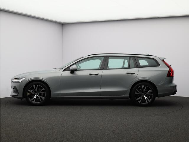 Volvo V60 B4 197PK Essential Edition / Stoel-, stuurwiel- & achterbankverwarming / Achteruitrijcamera / Pilot Assist / BLIS
