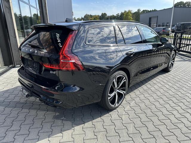 Volvo V60 2.0 B4 Plus Dark Pilot assist|360|trekhaak