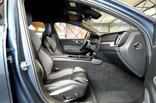 Volvo V60 2.0 T6 AWD 293kW/399pk Aut8 Plug-in hybrid Plus Dark HARMAN/KARDON + EL.TREKHAAK + 360 CAMERA + ADAPT.CRUISE + STOEL-&STUURVERWARMING + BLIS + LANE ASSIST + SPORTSTOELEN + PD-GLASS + EL.STOELEN MET MEMORY + BLACKLINE + PARKSENSOREN V&A + 18" LM-VELGEN!