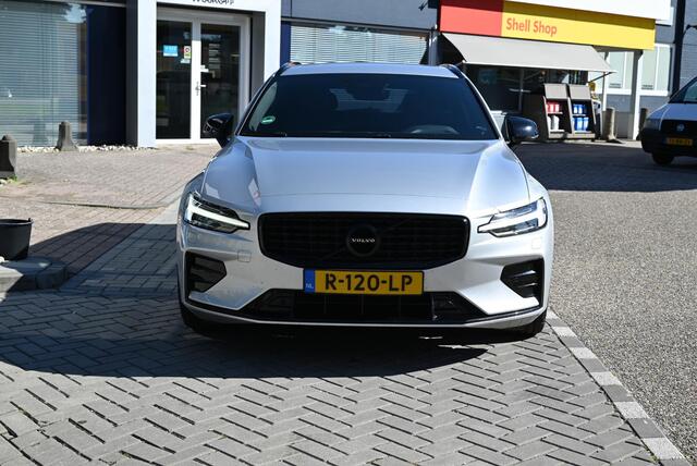 Volvo V60 2.0 B4 Plus Dark