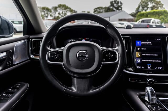 Volvo V60 2.0 T8 Twin Engine AWD Inscription | Pano | Bowers & Wilkins | E-Trekhaak