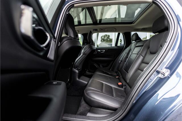 Volvo V60 2.0 T8 Twin Engine AWD Inscription | Pano | Bowers & Wilkins | E-Trekhaak