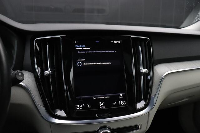 Volvo V60 CROSS COUNTRY 2.0 B5 251 PK AWD Pro | LEDER | STAND KACHEL | MEMORY | PANO-DAK | CAMERA | H&K SOUND | | CRUISE | NAVI |