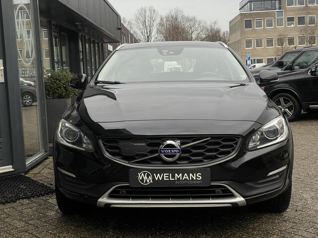 Volvo V60 CROSS COUNTRY 2.0 T5 AWD Summum Xenon l Leder l Sensus