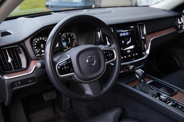 Volvo V60 CROSS COUNTRY 2.0 T5 AWD Pro , Panoramadak, Harman/Kardon, Adap. cruise,