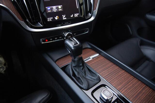 Volvo V60 CROSS COUNTRY 2.0 T5 AWD Pro , Panoramadak, Harman/Kardon, Adap. cruise,