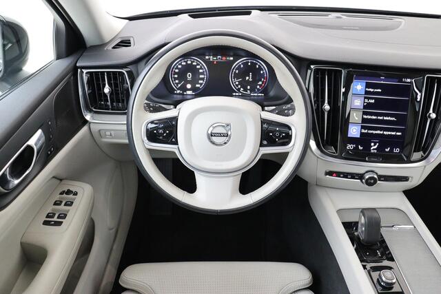 Volvo V60 CROSS COUNTRY B5 (M-HYBRID) AWD PRO -PANO.DAK|HARMAN/KARDON|GEVENT.LEDER|HEAD-UP DISP.|CAMERA|LEDERLOOK|PRIVACY.GLAS|TREKHAAK|STYLING|19"