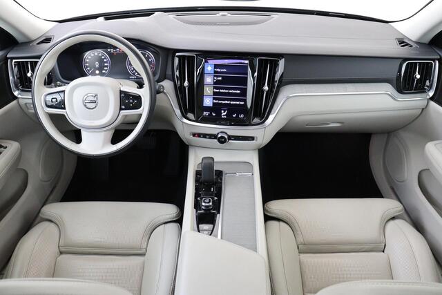 Volvo V60 CROSS COUNTRY B5 (M-HYBRID) AWD PRO -PANO.DAK|HARMAN/KARDON|GEVENT.LEDER|HEAD-UP DISP.|CAMERA|LEDERLOOK|PRIVACY.GLAS|TREKHAAK|STYLING|19"