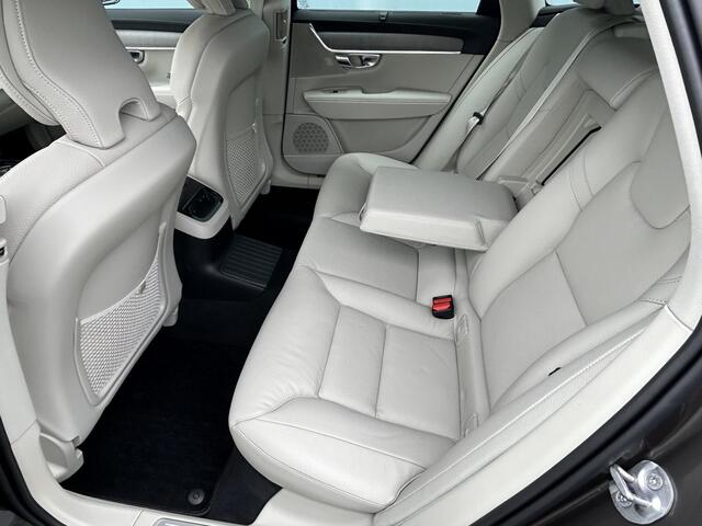 Volvo V90 2.0 T6 Recharge AWD Plus Dark 19 inch Blond leder long range Google 360camera UIT VOORRAAD