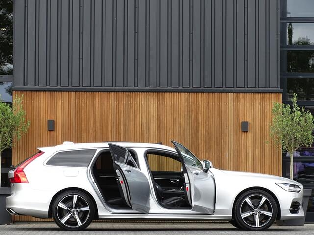 Volvo V90 T8 408PK / R-design / LED