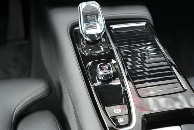 Volvo V90 2.0 T6 AWD Inscription Recharge 340pk Panoramadak/Stoelverwarming/Camera