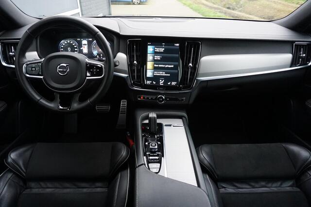 Volvo V90 2.0 B4 R-Design | Verwarmbare stoelen-stuur-achterbank | Parkeerverwarming | Adaptieve cruise control | BLIS | Full LED verlichting | Harman Kardon audio |