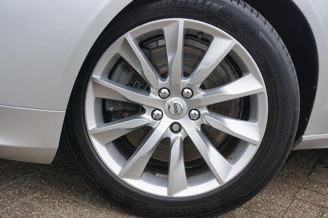 Volvo V90 2.0 T5 Momentum | Keyless | Standkachel | Stuur + Stoelverwarming | Adaptieve Cruise controle |