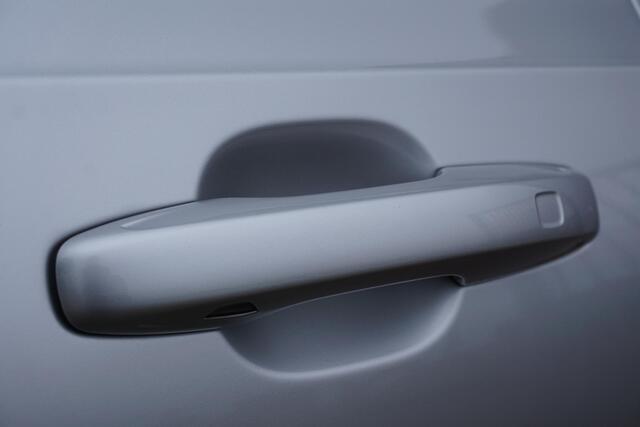 Volvo V90 2.0 T5 Momentum | Keyless | Standkachel | Stuur + Stoelverwarming | Adaptieve Cruise controle |