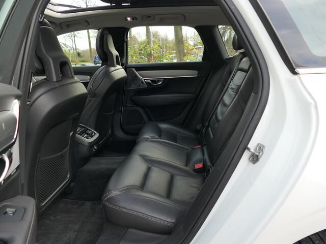 Volvo V90 T5 AUT Inscription Panoramadak / Bowers & Wilkins / 360° / Four-C / HUD / Apple CarPlay