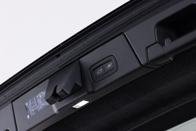 Volvo V90 B5 Mild Hybrid Plus Dark | LEDER | harman/kardon ? 1e Eigenaar .