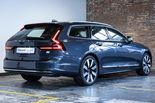 Volvo V90 T6 Automaat Recharge AWD Ultra Bright | Long Range | Panoramadak | Interieur Voorverwarming | Adaptive Cruise Control | Blind Spot | Head-up Display| 360º camera | Alarmklasse 3 | Google infotainment | Harman Kardon premium audio | Stoelverwarming