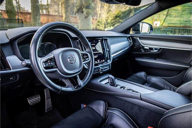 Volvo V90 B4 Ultimate Dark Panorama HUD Harman Kardon