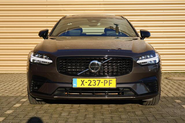 Volvo V90 T6 Plug-in hybrid AWD Ultimate Dark | Luchtvering
