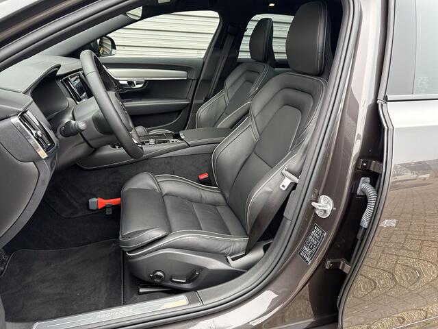 Volvo V90 T6 350 PK Plug-in hybrid AWD Ultimate Dark / Luchtvering / 20" / Black Sheep pakket / 360 camera /