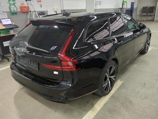 Volvo V90 T6 Recharge, R-Design Plus Dark, Panoramadak, Trekhaak