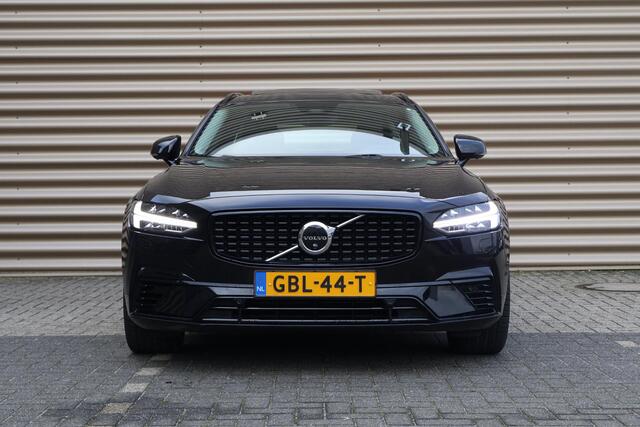Volvo V90 2.0 T6 Plug-in hybrid AWD Ultra Dark | Gelaagd glas | Head-Up Display | Harman Kardon