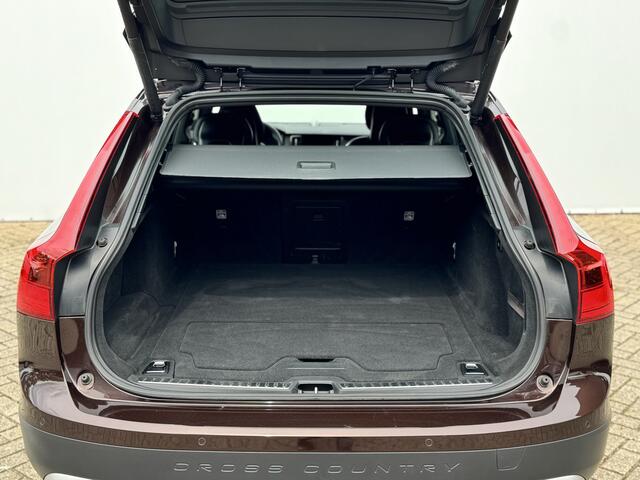 Volvo V90 Cross Country 2.0 T5 Automaat Pro Luxury Line | Scandinavian | Bowers & Wilkins .