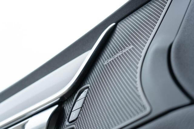 Volvo V90 T6 Twin Engine AWD Inscription | Navi | Elek. Stoelen | Memory | Stoel-/Stuurverwarming | Trekhaak | Harman Kardon Audio | Camera | Park Assist | Keyless