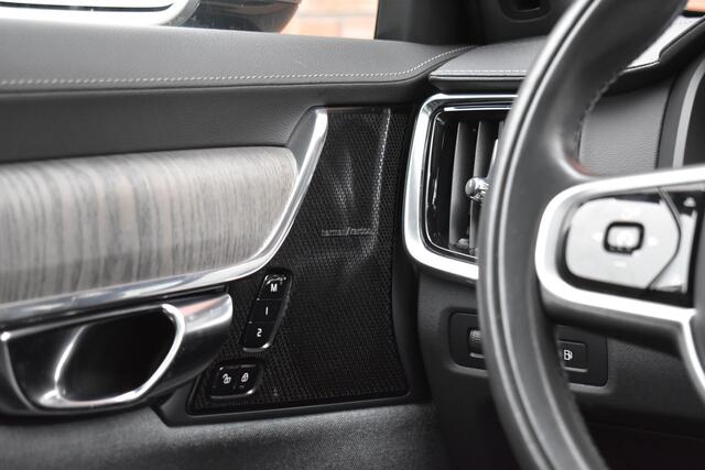 Volvo V90 T8 390PK AWD Inscription | Lounge Pack | Trekhaak | Harman/Kardon | Climate Pro |