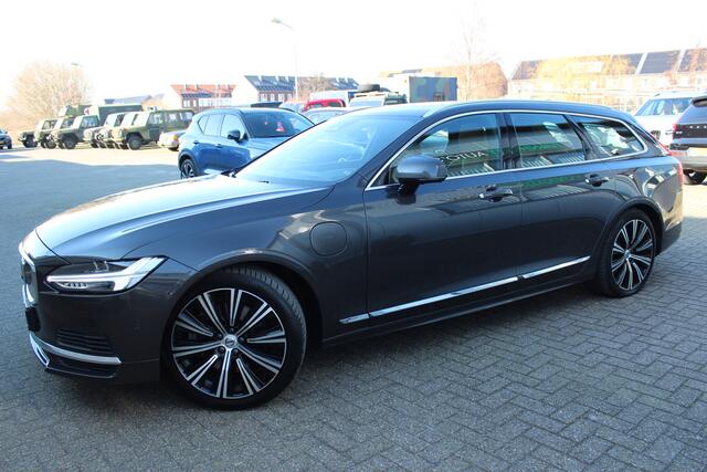 Volvo V90 2.0 T6 AWD Inscription Exclusive B&W | 360 Cam | Verwarmd stuur