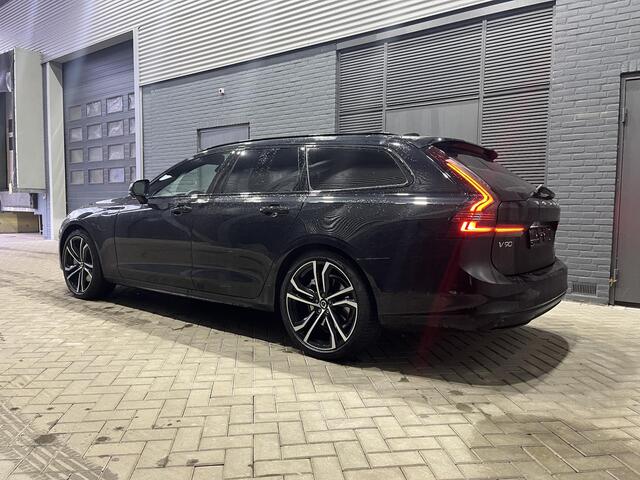 Volvo V90 T6 Plug-in hybrid Ultra Dark | Long Range | Bowers&Wilkins | Luchtvering Achter | 360° Camera | Head-Up | 20 Inch