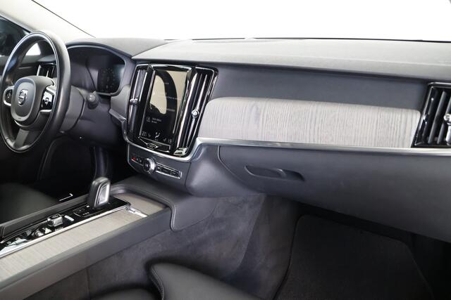 Volvo V90 Cross Country 2.0 B5 AWD Pro / Opendak / Leder / HK / HUD / Pilot assist
