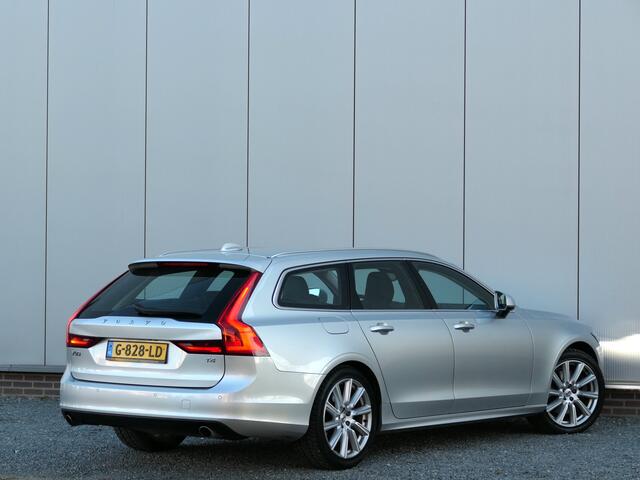 Volvo V90 T4 AUT Momentum 12 MND garantie / Trekhaak / Pilot assist / Stuurverwarming