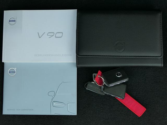 Volvo V90 T4 AUT Momentum 12 MND garantie / Trekhaak / Pilot assist / Stuurverwarming
