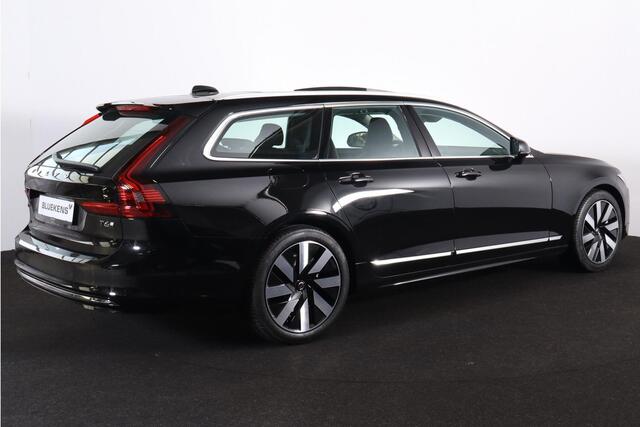 Volvo V90 T6 Plug-in hybrid AWD Ultra Bright - IntelliSafe Assist & Surround - Panoramisch schuif-/kanteldak - Head-up display - Nappaleder, voorstoelen met ventilatie en massage - Verwarmbare voorstoelen en stuur - 360º Camera - Harman Kardon premium audio - Full-