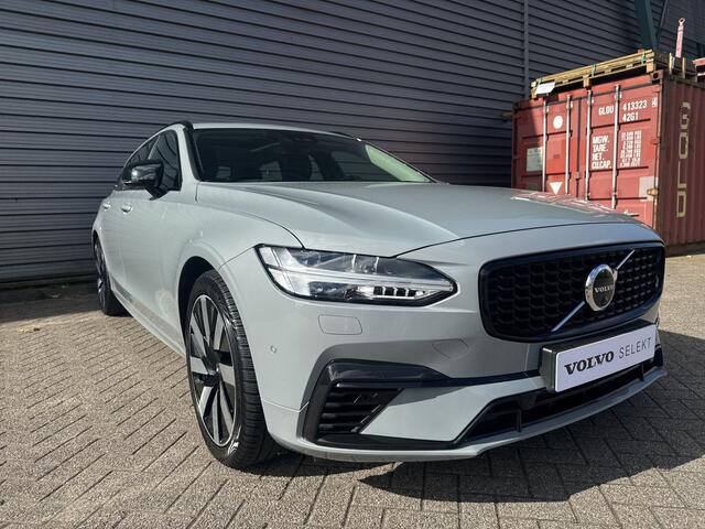 Volvo V90 2.0 T6 Plug-in hybrid AWD Ultra Dark / Head-Up / Schuif/kanteldak / Trekhaak / Blis / 360 Camera