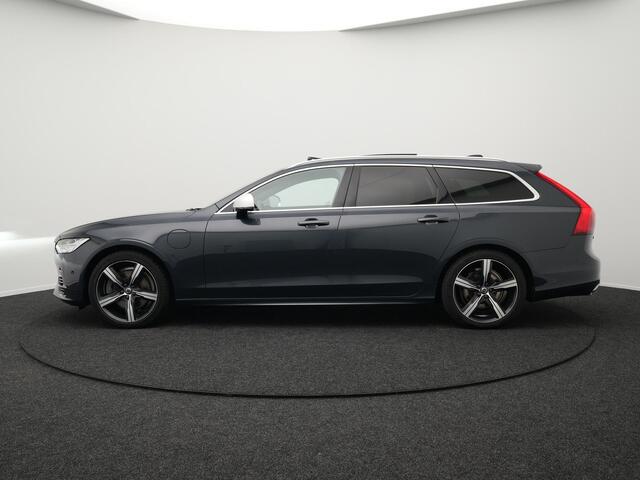 Volvo V90 T8 AWD R-Design Plug In Hybrid 394pk PHEV | Panodak | Adaptive Cruise | Harman Kardon | Alcantara Sportstoelen | Parkassist | Apple Carplay | 19"L.M | Pilot Assist |