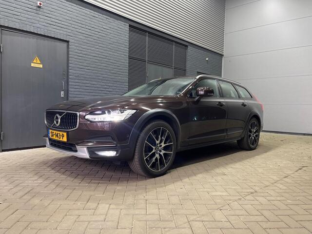 Volvo V90 Cross Country D5 AWD Pro | Incl. BTW | Bowers&Wilkins | Trekhaak | Panoramadak | Head-Up | 20 Inch