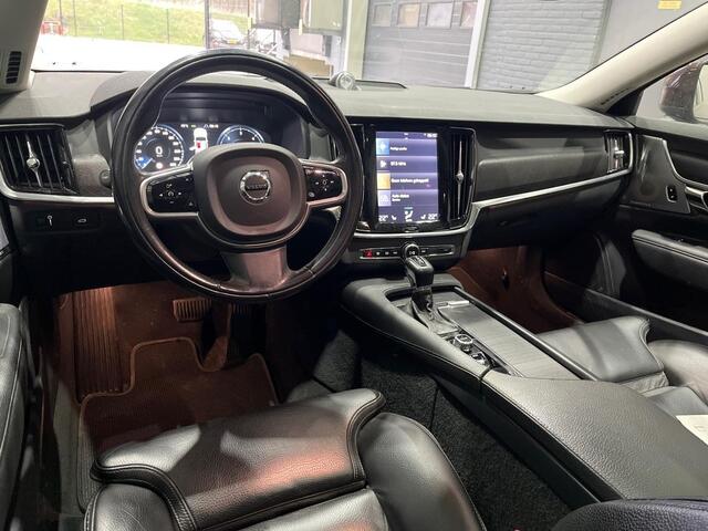 Volvo V90 Cross Country D5 AWD Pro | Incl. BTW | Bowers&Wilkins | Trekhaak | Panoramadak | Head-Up | 20 Inch