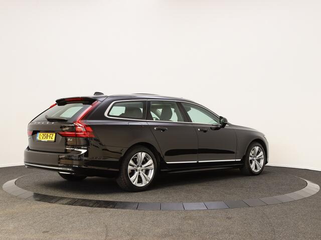 Volvo V90 2.0 B4 Inscription | Panoramadak | Rondom Camera | Trekhaak Elek