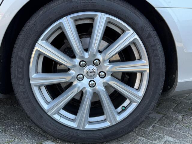 Volvo V90 2.0 T4 Inscription standkachel climate line intellisafe head up display 19 inch trekhaak carplay dab