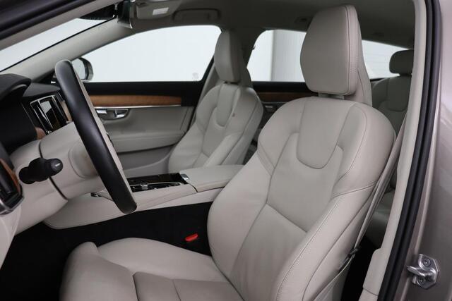 Volvo V90 2.0 T6 AWD Recharge Business Pro | Trekhaak | Leder | Stoel & stuurverwarming | Harman/Kardon | Adaptive cruise | Camera | Carplay | Keyless | Navigatie