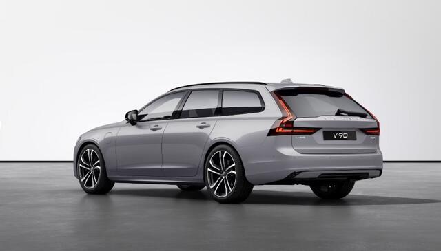 Volvo V90 T6 Plug-in hybrid AWD Ultra Dark - Luchtvering - Intellisafe Assist/Surround - Panoramisch schuif-/kanteldak - Harman Kardon Audio - Contourstoelen - Elektrisch bedienbare voorstoelen - Verwarmbare voorstoelen - Verwarmbare stuurwiel - Getint glas - 20' L