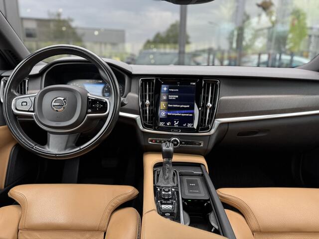 Volvo V90 Cross Country 2.0 T5 AUT | Pano | Wegdr. Trekhaak | Pilot Ass. | Standkachel |